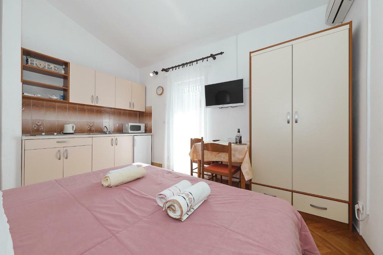 ביוגראד נה מורו Apartments Vedrana מראה חיצוני תמונה