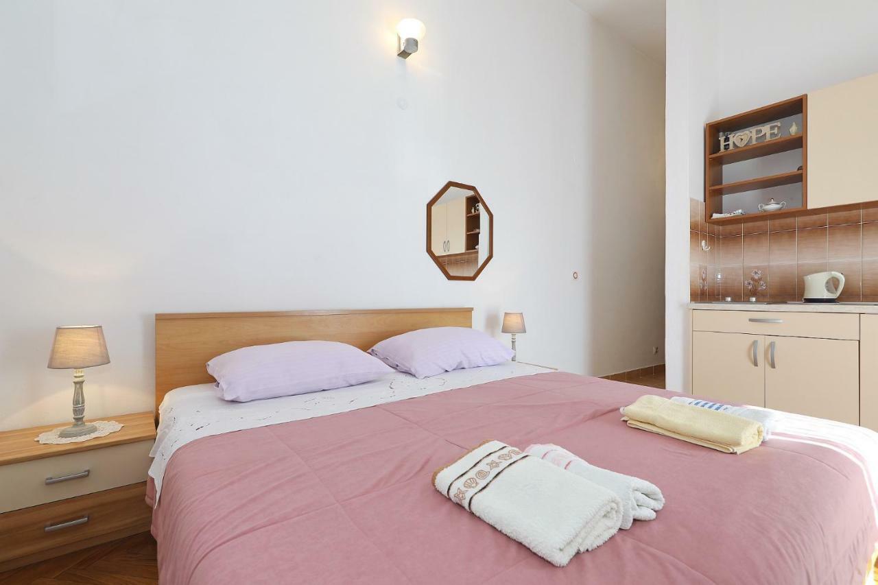 ביוגראד נה מורו Apartments Vedrana מראה חיצוני תמונה