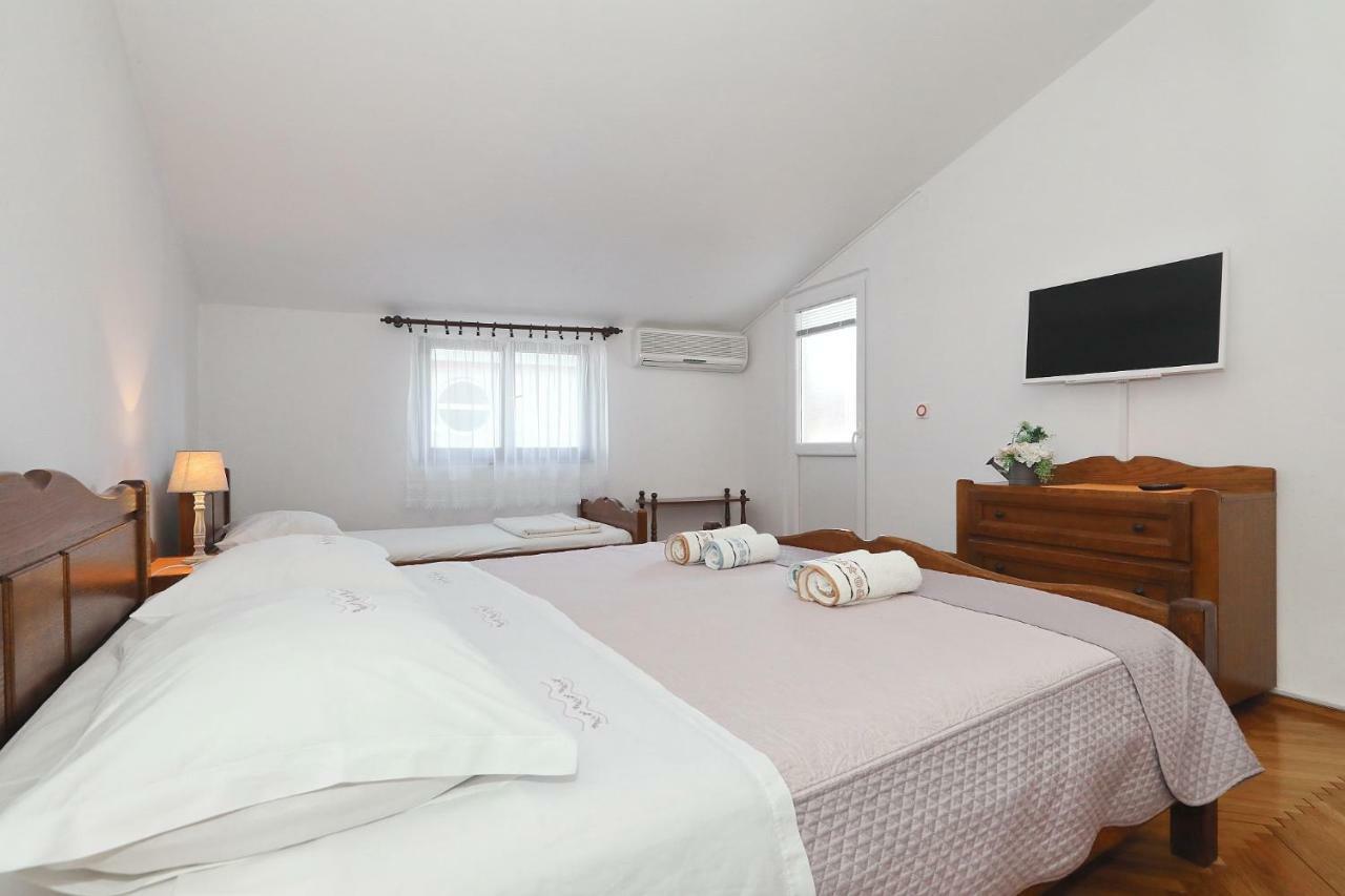 ביוגראד נה מורו Apartments Vedrana מראה חיצוני תמונה