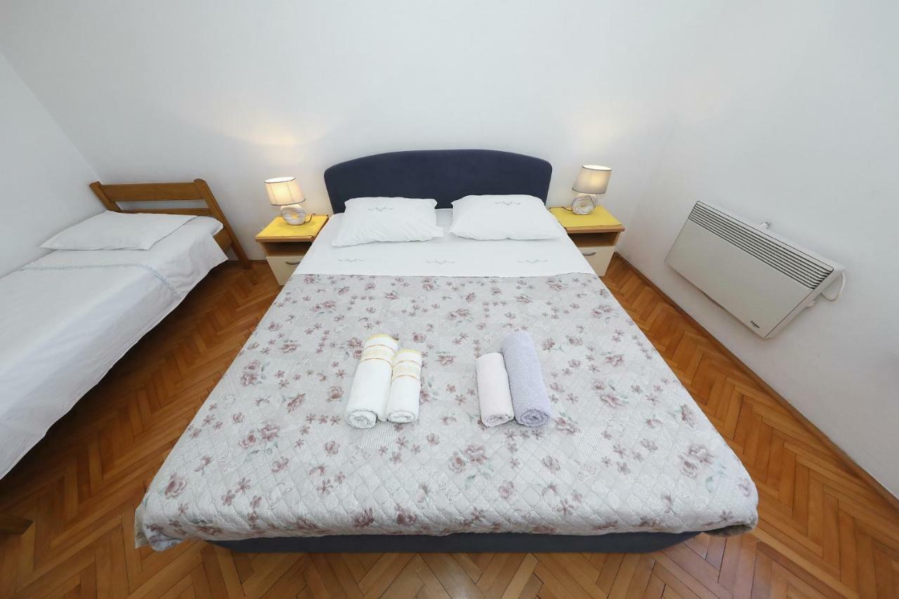 ביוגראד נה מורו Apartments Vedrana מראה חיצוני תמונה
